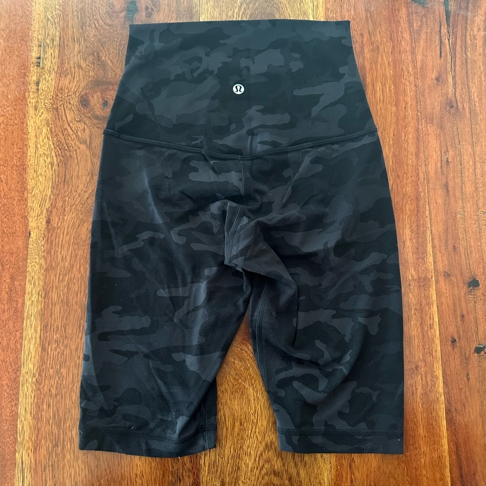 lululemon Align™ High-Rise Short 6" - Camo design